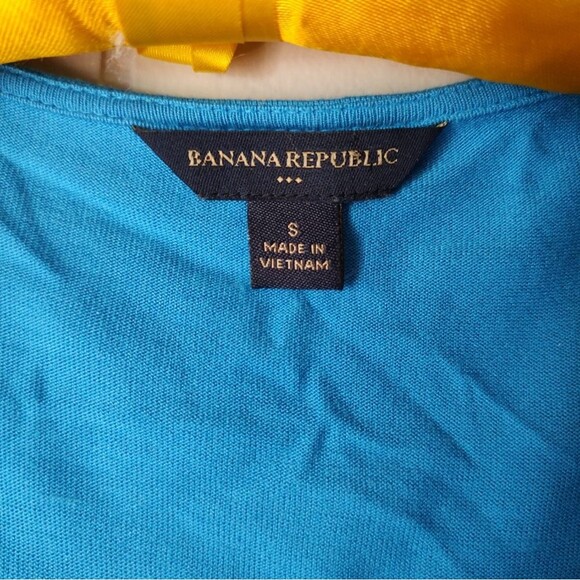 Banana Republic Blue Knit Cap Sleeve Top Diamond Braided Design Element. Small - Picture 2 of 5
